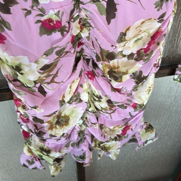 LUSH Mauve Floral Ruffle Hem Rouched Surplice Bodice Long Sleeve Mini Dress Sm - Picture 8 of 9